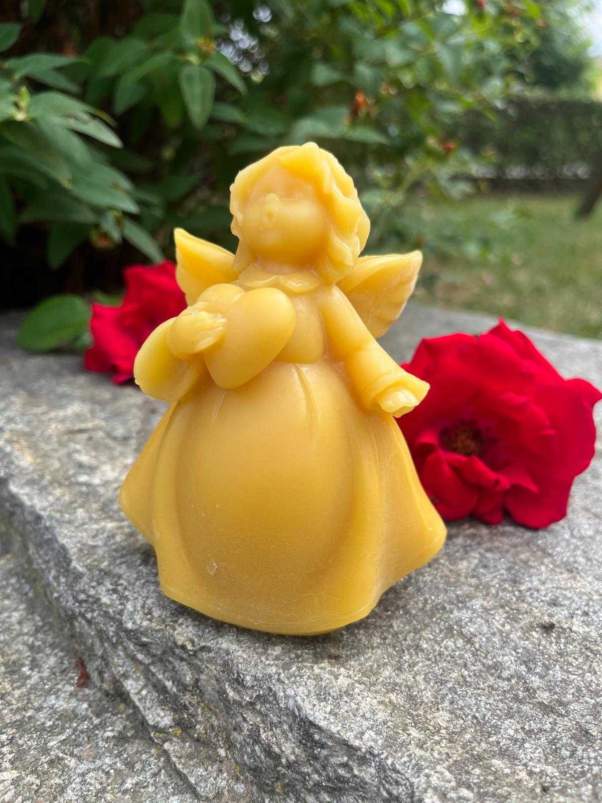 Creazione Angelo Panciuto con Cuore in cera d’api (Art.289)